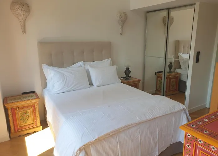Farmaki Residence, Plaka