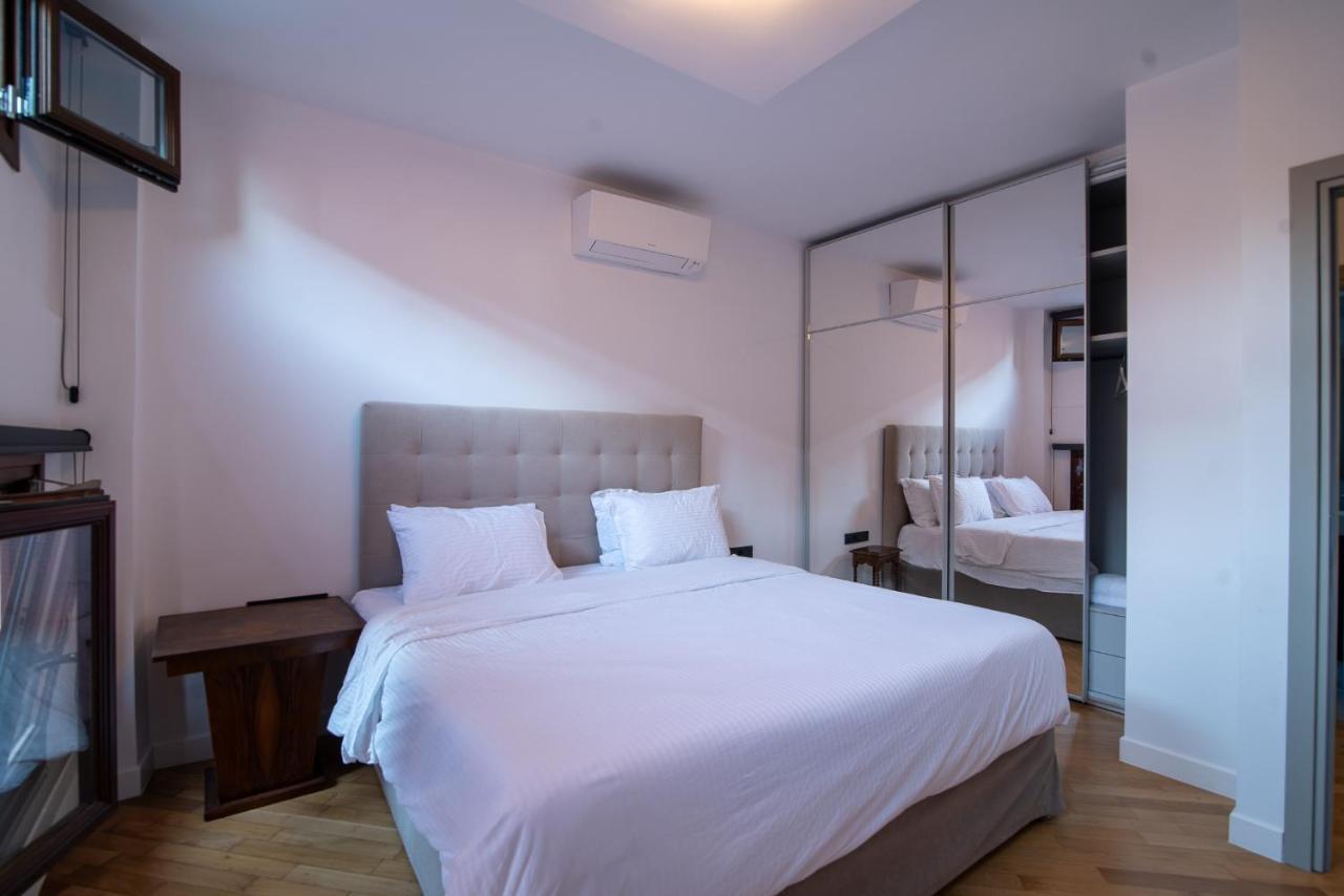 Farmaki Residence, Plaka * Athens